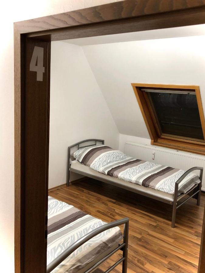 Kaiser Homestay Нюрнберг Экстерьер фото