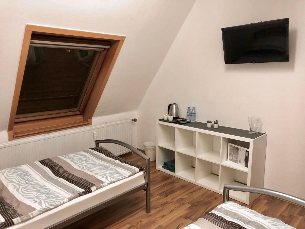 Kaiser Homestay Нюрнберг Экстерьер фото